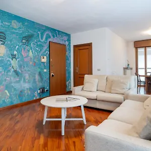 Apartment Spacious Bright Near Center And With Air Conditioning, Lecco